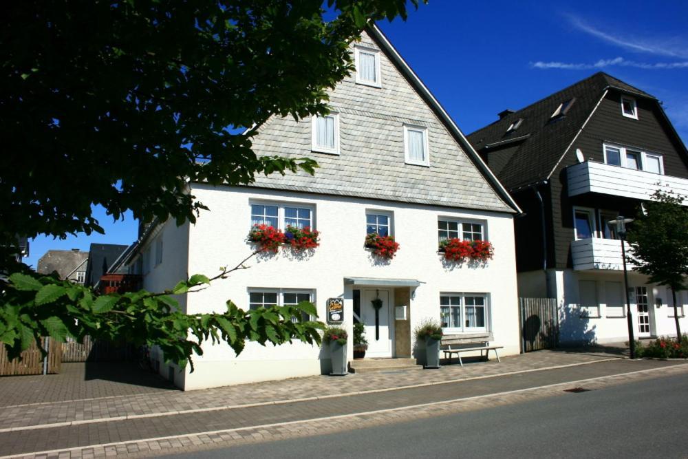 Ferienwohnungen Haus Cramer Winterberg Exterior photo